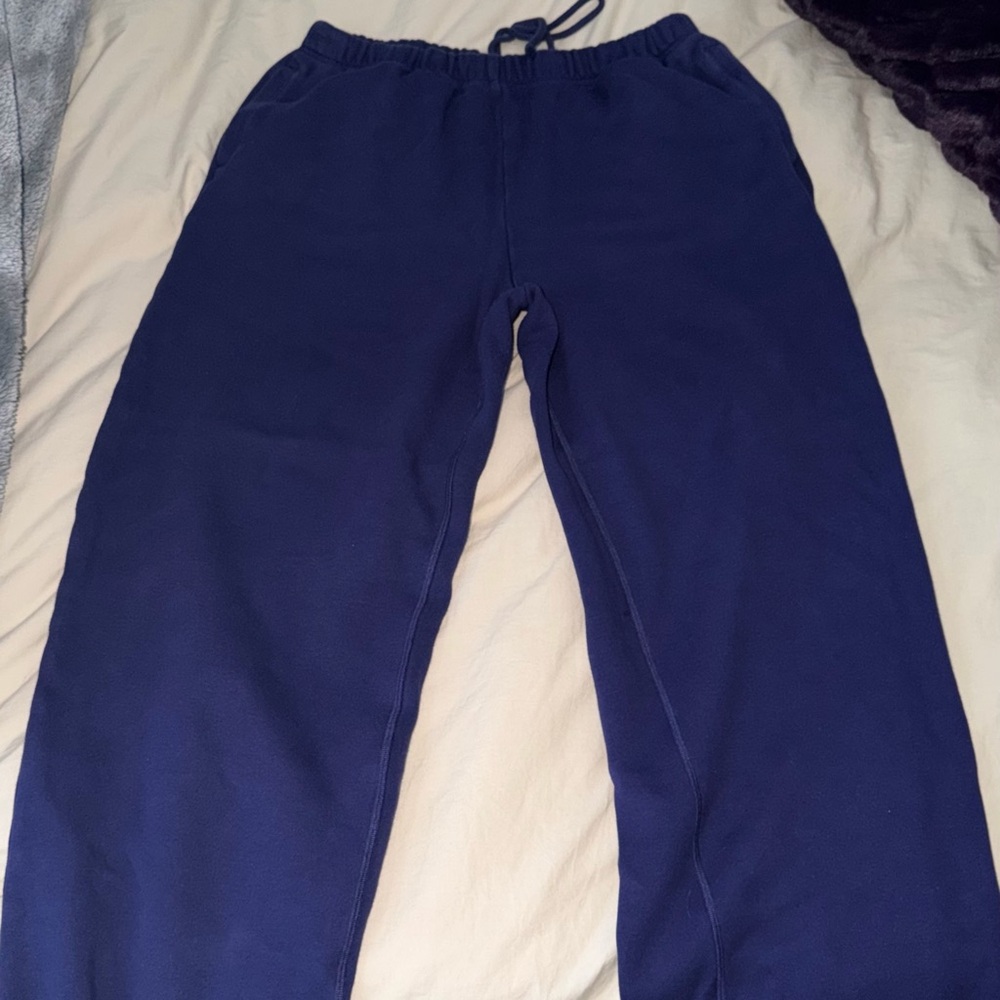 Skims Women’s Purple Hoodie and Sweatpants Set - Picture 6 of 8